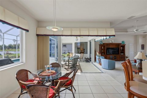 Casa en venta en Lake Suzy, Florida, 3 dormitorios, 194.54 m2 № 1572279 - foto 18