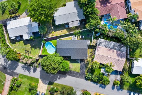 Купить виллу или дом в Уилтон-Мэнорс, Флорида 3 спальни, 140.65м2, № 2153199 - фото 27