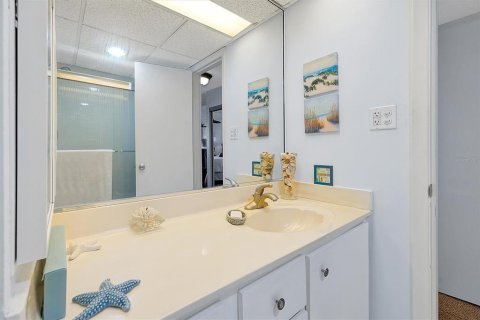 Condo in Ormond Beach, Florida, 2 bedrooms  № 1636920 - photo 18