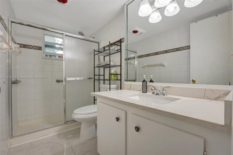 Condo in Margate, Florida, 2 bedrooms № 1959966 - photo 26