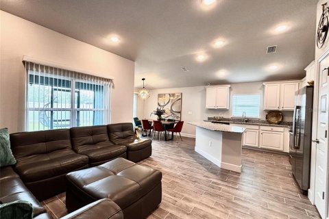 House in Hudson, Florida 3 bedrooms, 141.86 sq.m. № 2121150 - photo 6