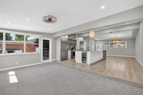 Купить виллу или дом в Форт-Лодердейл, Флорида 3 спальни, 158.12м2, № 2059080 - фото 18