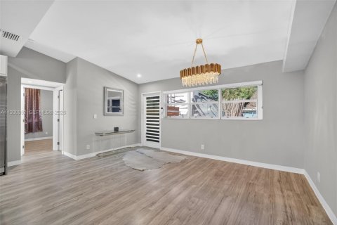 Купить виллу или дом в Форт-Лодердейл, Флорида 3 спальни, 158.12м2, № 2059080 - фото 17