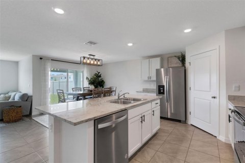 Casa en venta en Wimauma, Florida, 4 dormitorios, 171.5 m2 № 1853925 - foto 8