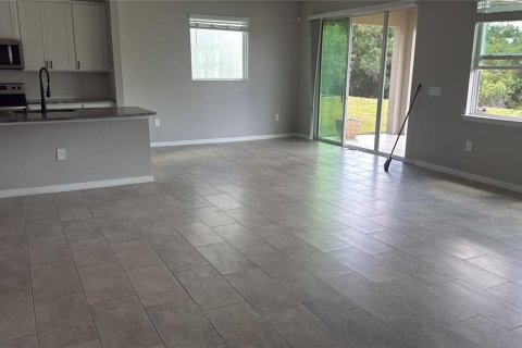 Villa ou maison à vendre à Bradenton, Floride: 4 chambres, 307.79 m2 № 2099437 - photo 3