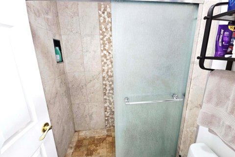 Condominio en venta en Boynton Beach, Florida, 2 dormitorios, 92.53 m2 № 2145975 - foto 11