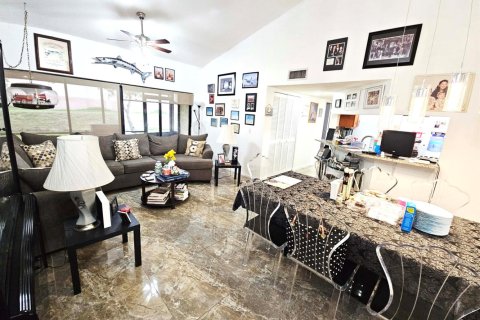 Condominio en venta en Boynton Beach, Florida, 2 dormitorios, 92.53 m2 № 2145975 - foto 16