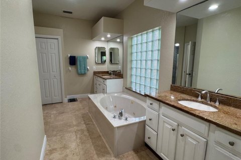 Villa ou maison à louer à University Park, Floride: 3 chambres, 217.3 m2 № 1820924 - photo 16