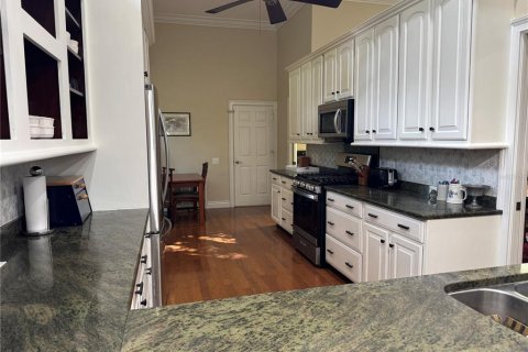 Villa ou maison à louer à University Park, Floride: 3 chambres, 217.3 m2 № 1820924 - photo 4