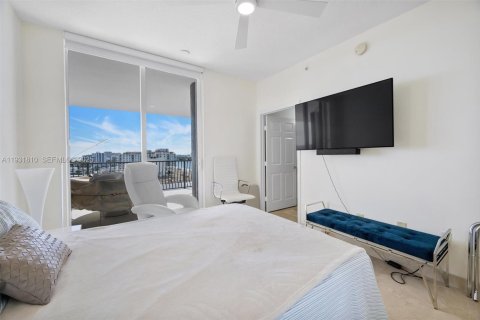 Condominio en venta en Fort Lauderdale, Florida, 3 dormitorios, 179.67 m2 № 1992815 - foto 22