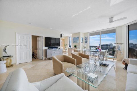 Condominio en venta en Fort Lauderdale, Florida, 3 dormitorios, 179.67 m2 № 1992815 - foto 9