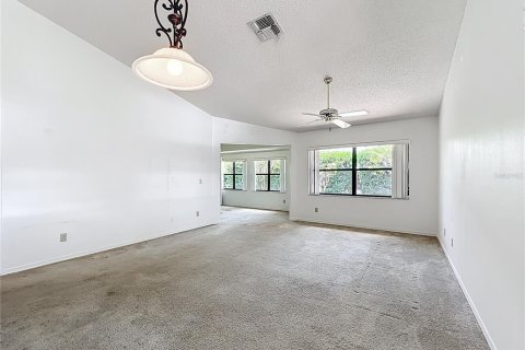 House in Dunedin, Florida 2 bedrooms, 133.59 sq.m. № 1737308 - photo 9