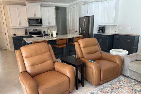 House in North Port, Florida 3 bedrooms, 183.39 sq.m. № 2226989 - photo 6