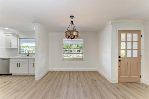 Villa ou maison à vendre à Sarasota, Floride: 3 chambres, 122.63 m2 № 1614309 - photo 13