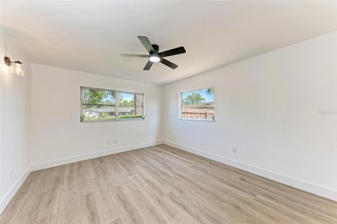 Villa ou maison à vendre à Sarasota, Floride: 3 chambres, 122.63 m2 № 1614309 - photo 22