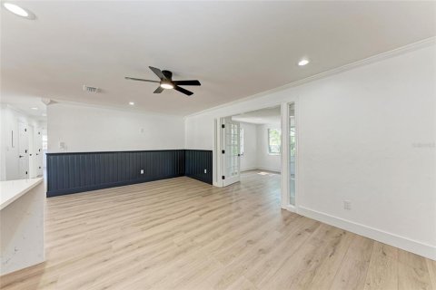 Villa ou maison à vendre à Sarasota, Floride: 3 chambres, 122.63 m2 № 1614309 - photo 11