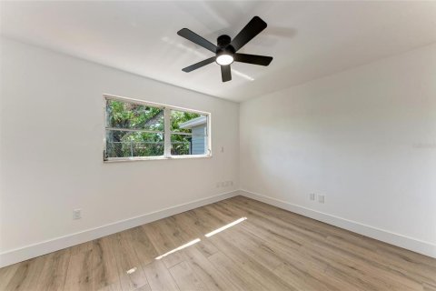 Villa ou maison à vendre à Sarasota, Floride: 3 chambres, 122.63 m2 № 1614309 - photo 24