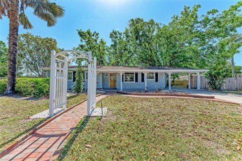 Villa ou maison à vendre à Sarasota, Floride: 3 chambres, 122.63 m2 № 1614309 - photo 2