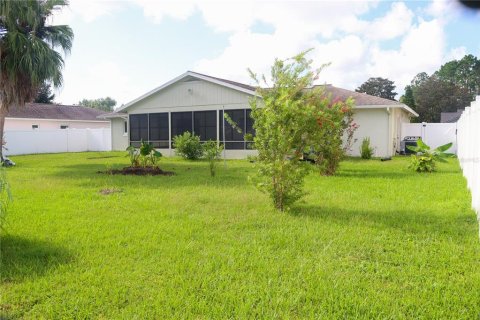 House in Palm Coast, Florida 3 bedrooms, 115.85 sq.m. № 1899940 - photo 22