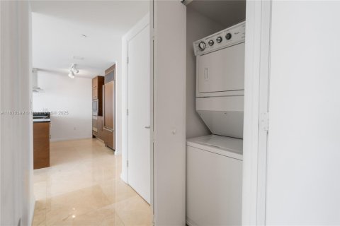 Купить кондоминиум в Майами, Флорида 1 спальня, 96.15м2, № 1895423 - фото 14