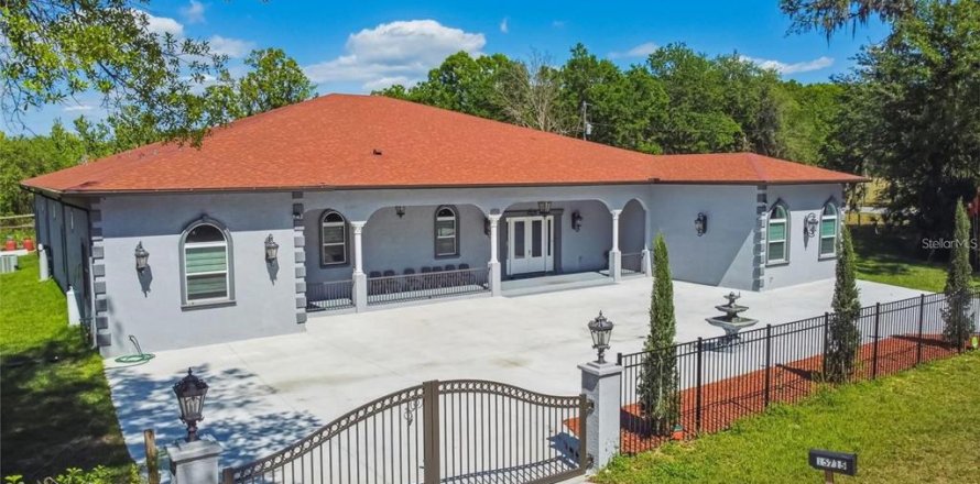 Casa en Clermont, Florida 4 dormitorios, 564.57 m2 № 1824240