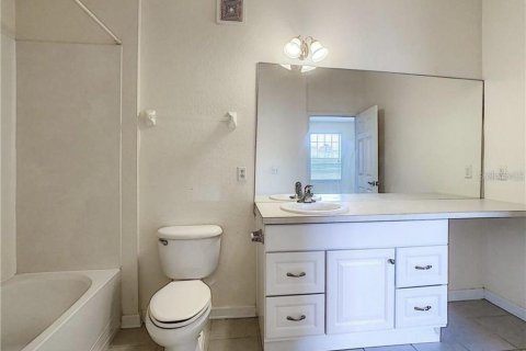 Condo in Orlando, Florida, 3 bedrooms № 2197880 - photo 28