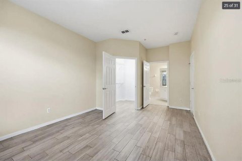 Condo in Orlando, Florida, 3 bedrooms № 2197880 - photo 23