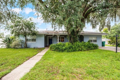 Casa en venta en Eustis, Florida, 3 dormitorios, 134.43 m2 № 1815363 - foto 1