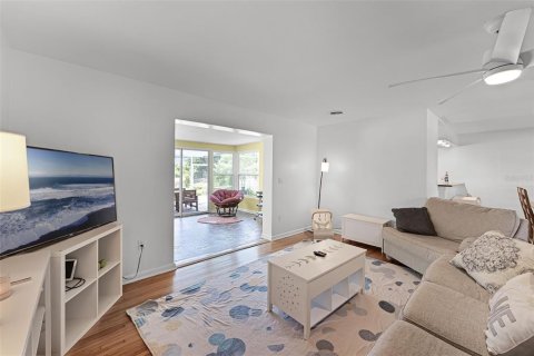 Casa en venta en Eustis, Florida, 3 dormitorios, 134.43 m2 № 1815363 - foto 6