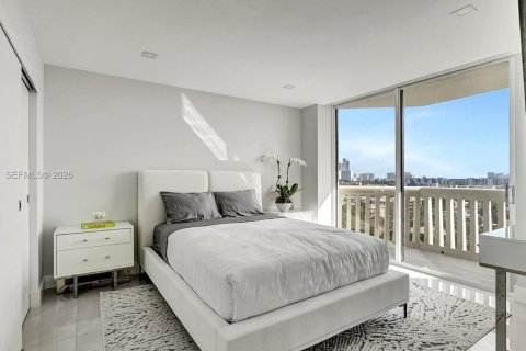 Condominio en venta en Aventura, Florida, 3 dormitorios, 179.3 m2 № 2043929 - foto 9