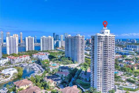 Condominio en venta en Aventura, Florida, 3 dormitorios, 179.3 m2 № 2043929 - foto 13