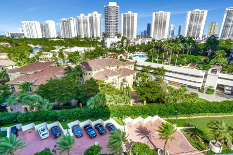 Condominio en venta en Aventura, Florida, 3 dormitorios, 179.3 m2 № 2043929 - foto 15