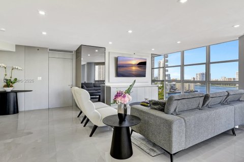 Condominio en venta en Aventura, Florida, 3 dormitorios, 179.3 m2 № 2043929 - foto 19