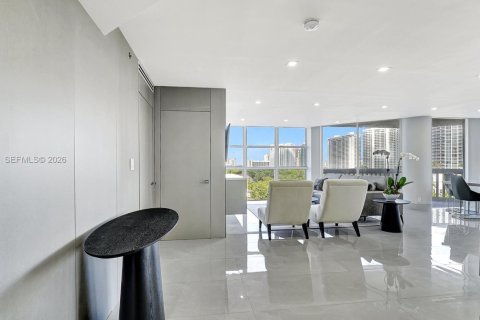 Condominio en venta en Aventura, Florida, 3 dormitorios, 179.3 m2 № 2043929 - foto 23