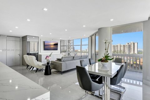 Condominio en venta en Aventura, Florida, 3 dormitorios, 179.3 m2 № 2043929 - foto 21