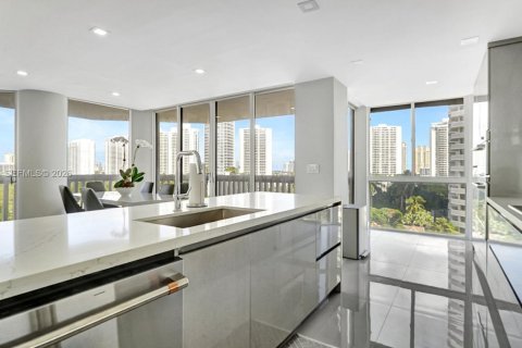 Condominio en venta en Aventura, Florida, 3 dormitorios, 179.3 m2 № 2043929 - foto 28