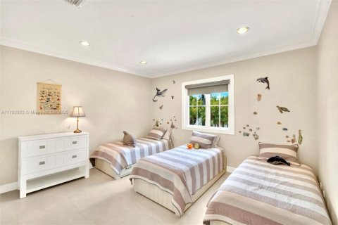 House in Key Biscayne, Florida 5 bedrooms, 333.98 sq.m. № 1696889 - photo 15