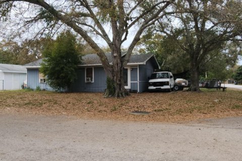 Commercial property in St. Lucie, Florida 118.91 sq.m. № 2250152
