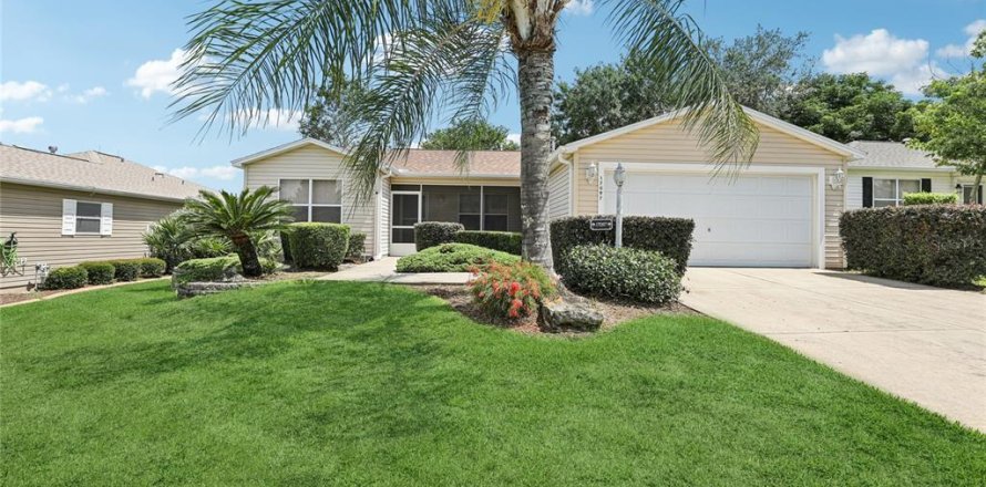 House in The Villages, Florida 3 bedrooms, 129.32 sq.m. № 1795732