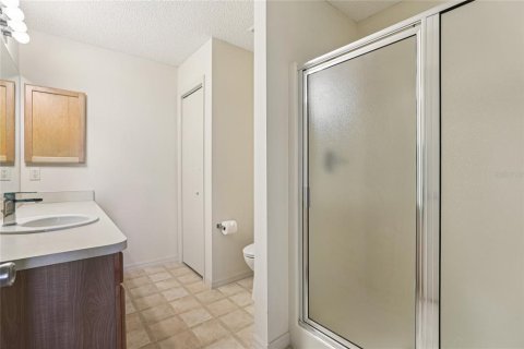 House in The Villages, Florida 3 bedrooms, 129.32 sq.m. № 1795732 - photo 15
