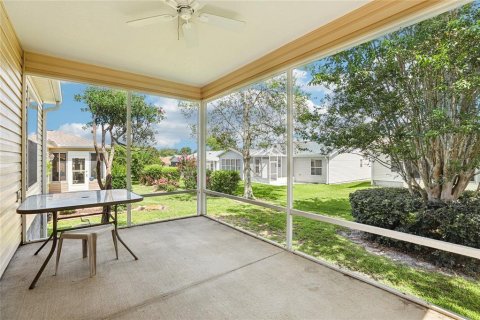 House in The Villages, Florida 3 bedrooms, 129.32 sq.m. № 1795732 - photo 25