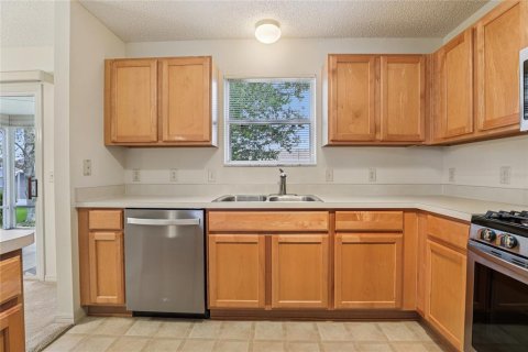House in The Villages, Florida 3 bedrooms, 129.32 sq.m. № 1795732 - photo 8