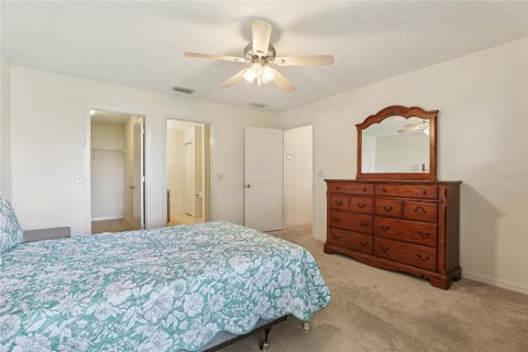 House in The Villages, Florida 3 bedrooms, 129.32 sq.m. № 1795732 - photo 12