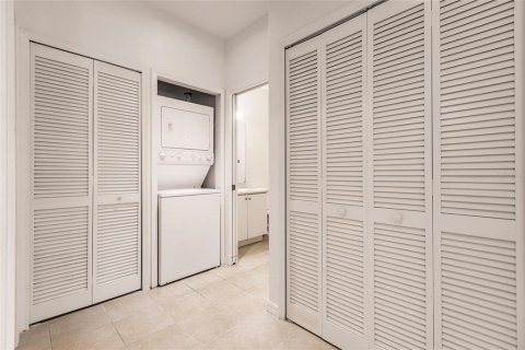 Снять в аренду кондоминиум в Форт Майерс, Флорида 1 комната, 103.86м2, № 1849901 - фото 15
