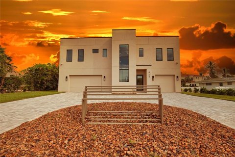 Villa ou maison à vendre à Longboat Key, Floride: 3 chambres, 318.47 m2 № 1903564 - photo 1