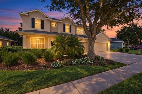 Casa en Orlando, Florida 6 dormitorios, 332.78 m2 № 2369280