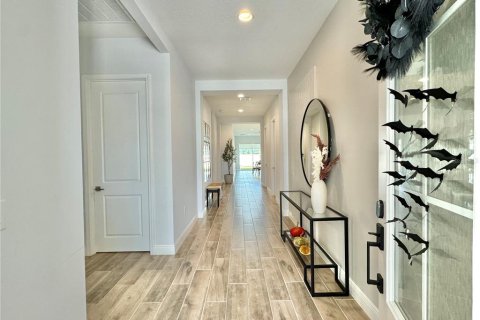 Casa en alquiler en Orlando, Florida, 4 dormitorios, 269.14 m2 № 1917460 - foto 8