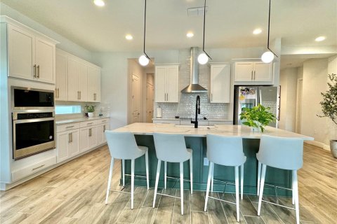 Casa en alquiler en Orlando, Florida, 4 dormitorios, 269.14 m2 № 1917460 - foto 26