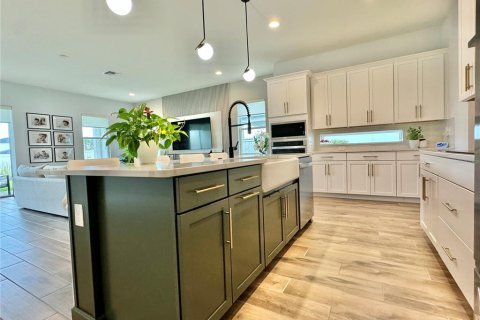 Casa en alquiler en Orlando, Florida, 4 dormitorios, 269.14 m2 № 1917460 - foto 29