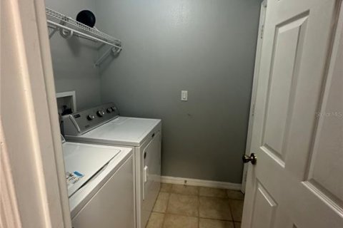 Casa en alquiler en Spring Hill, Florida, 3 dormitorios, 153.75 m2 № 1915752 - foto 21